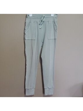 Livi by olivia rae pants size medium